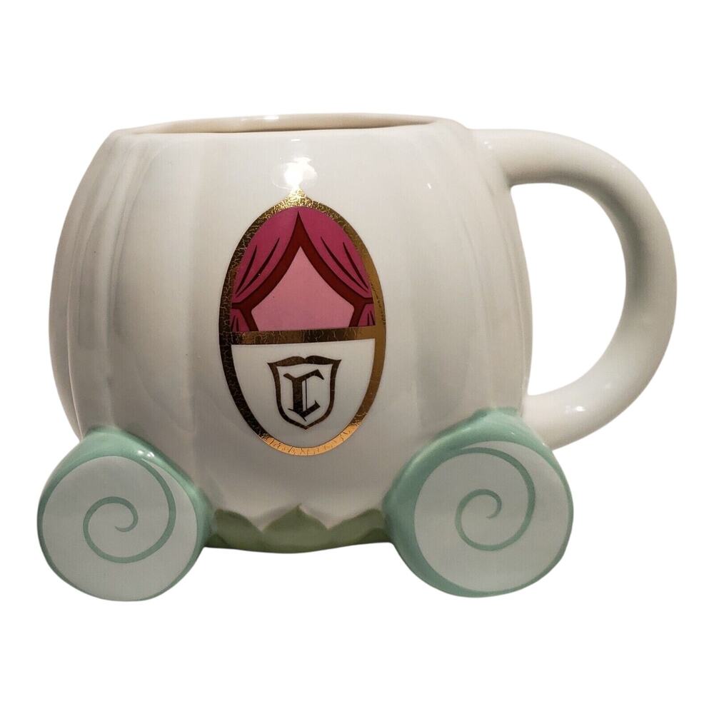 Disney Cinderella Carriage Coach 20oz Ceramic Mug Collectible Coffee Tea NEW